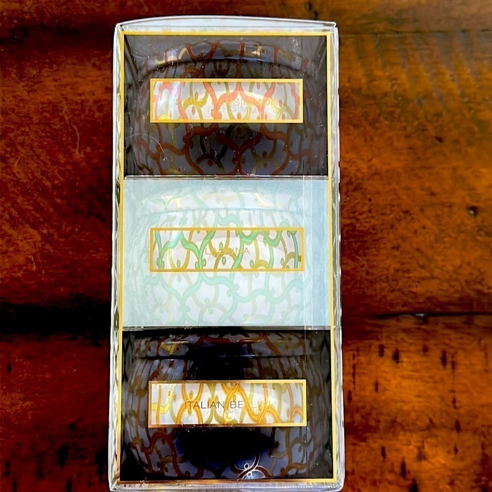 VOLUSPA  Maison Mini Tin Candle Set - 3 Candles.   New In Box - Picture 9 of 10